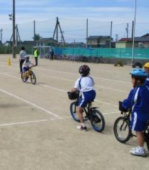 交通安全教室・中高学年(5/9)