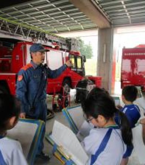 消防署見学４年(5/14)